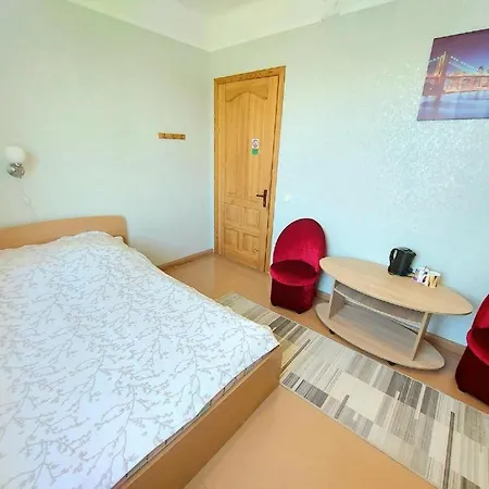 Gasthuis Neringos 8 *